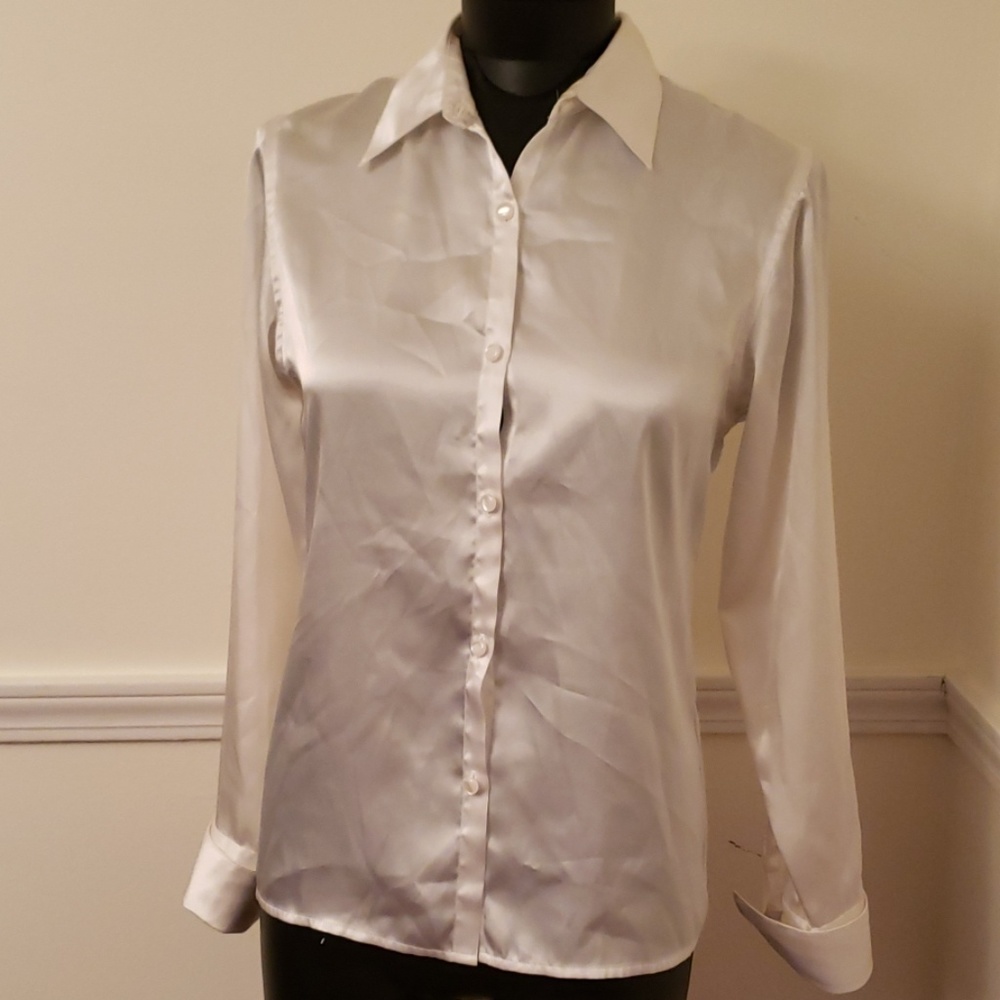 Girl's sz XL (16) Ivory Copper Key button down top
